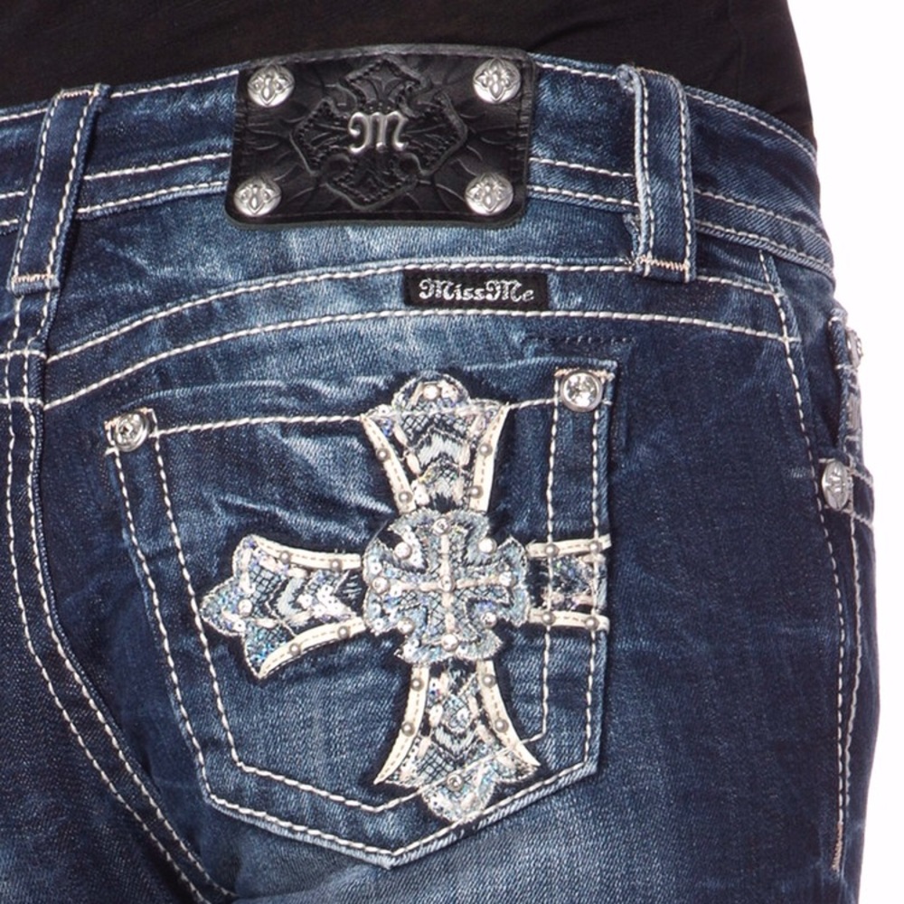 Miss Me Jeans Crossing Path Relaxed Boot Cut - Picture 1 of 4